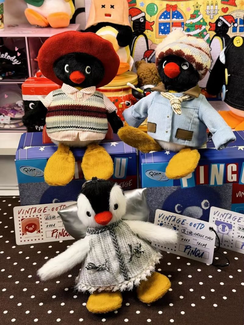 Pingu Blind Box 45th Anniversa - Vintage Collectible Dolls For Sale recension och pris