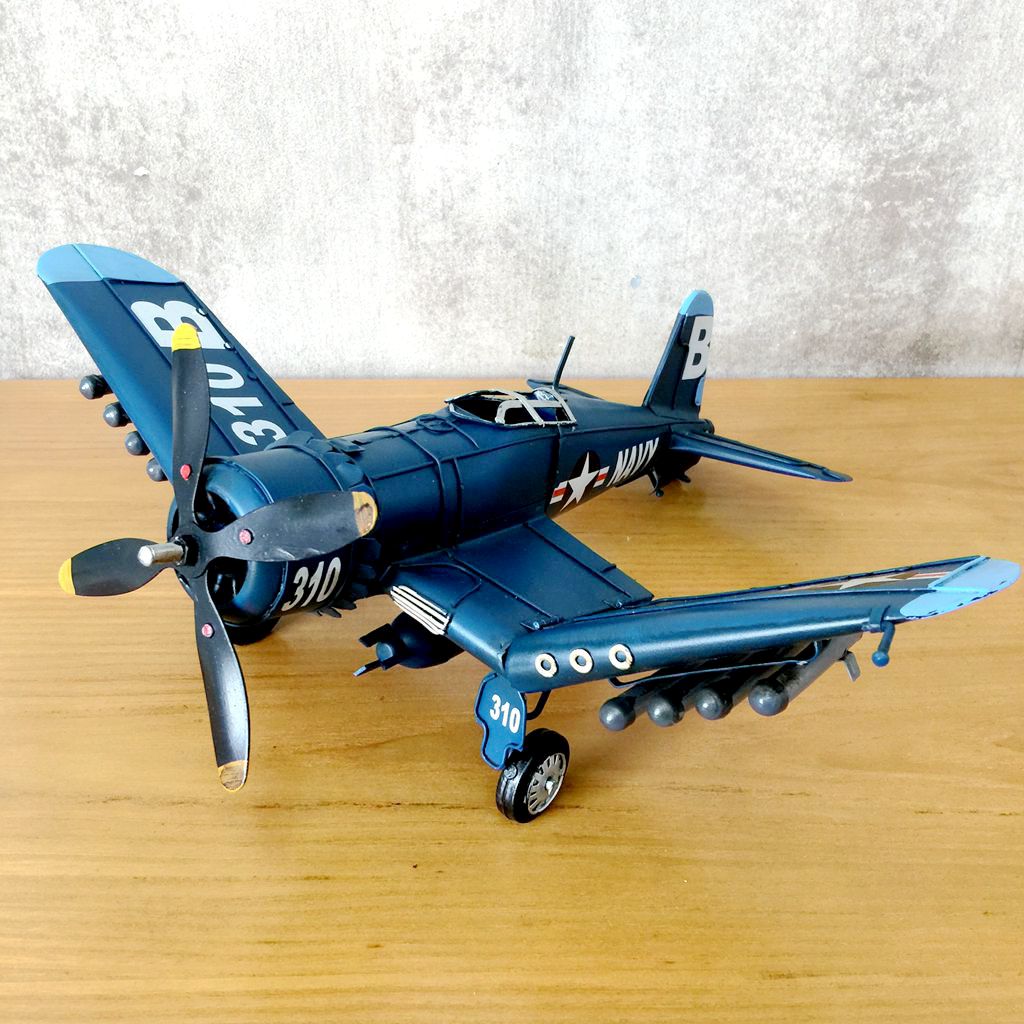 Vintage Ironwork Tin Airplane  - Vintage Collectible Tins recension och pris